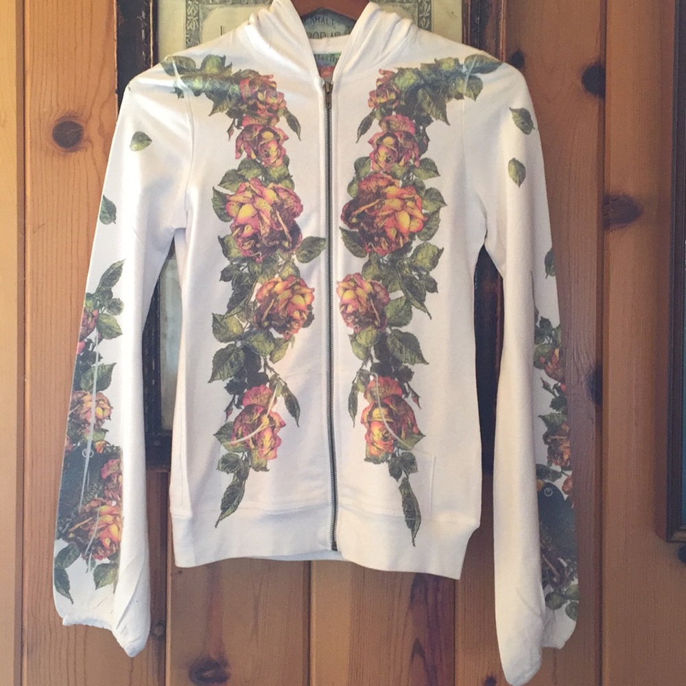 White floral printed jacket🌹